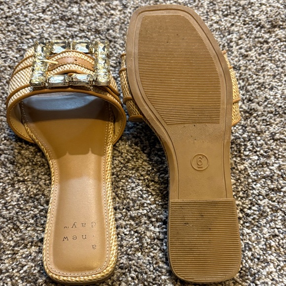Tan Sandals with Gem Embellishments - Picture 3 of 3